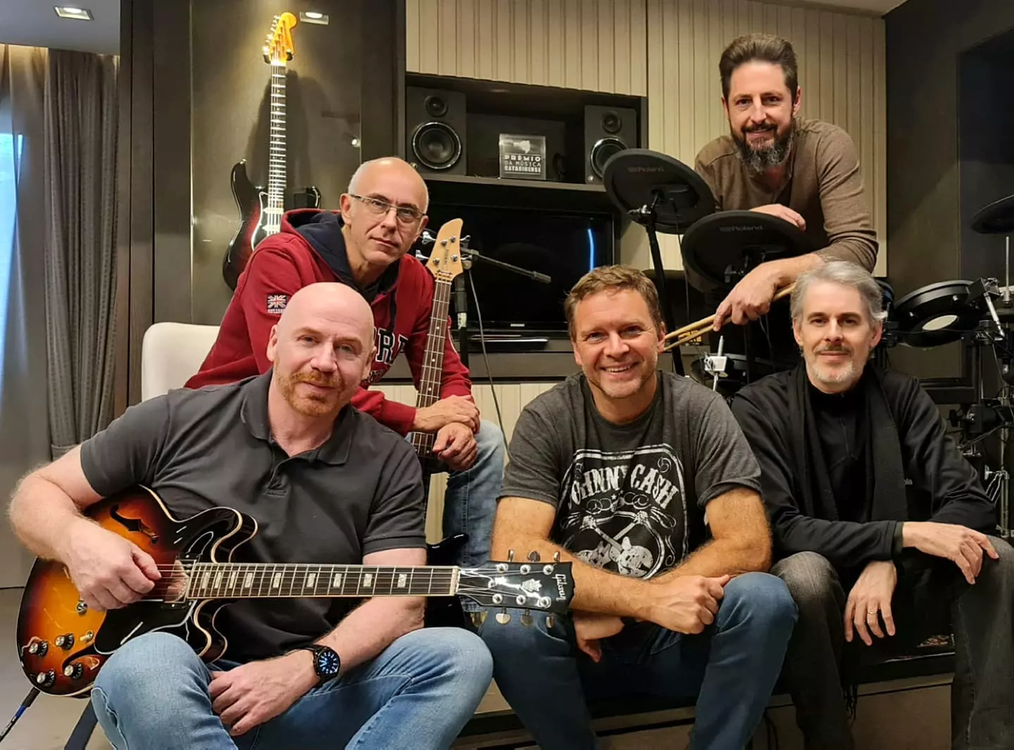 Disputa pelo nome de banda de rock tradicional de SC entra na Justiça Federal e uso da marca é liberado para fundador