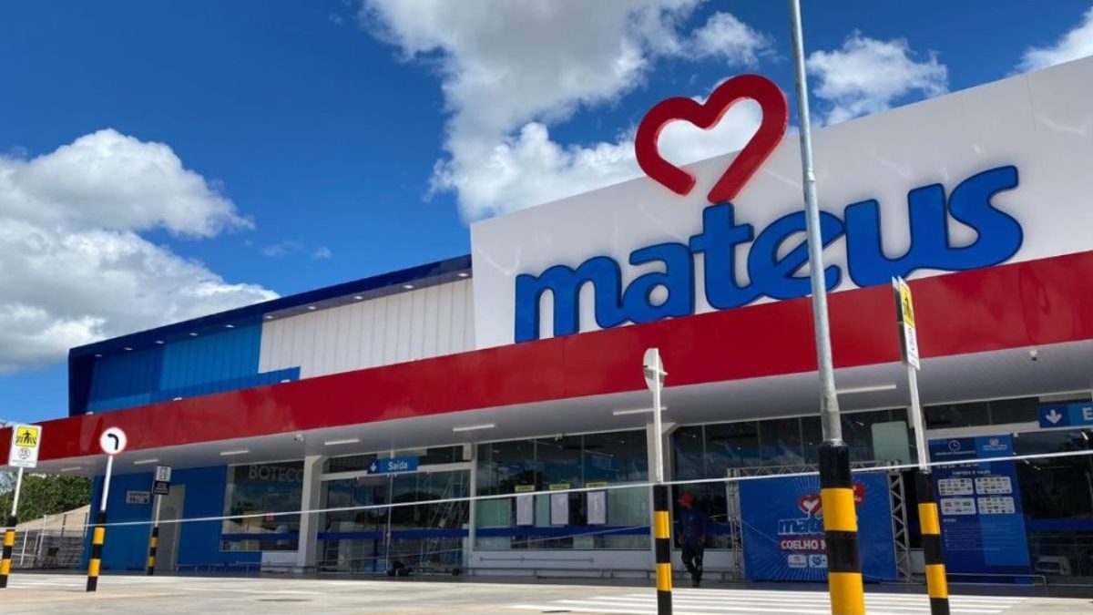 Após demitir 6,6 mil, gigante do varejo fatura R$ 9,9 bi e lucra R$ 237 milhões