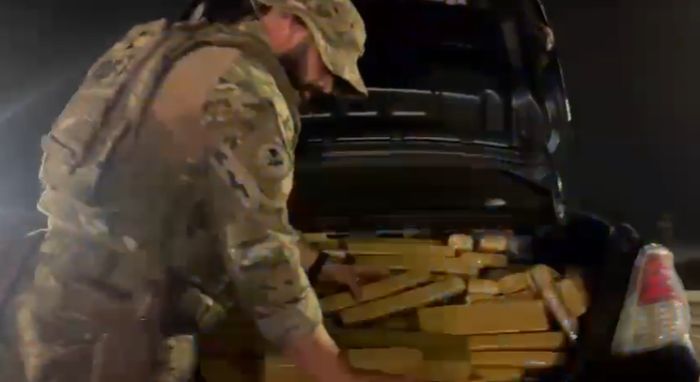 PRF apreende meia tonelada de maconha em guincho na BR 101