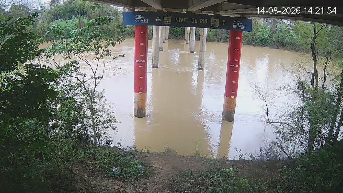 AO VIVO: Rio Itajaí-Açu sobe em Rio do Sul e entra em nível de atenção; acompanhe