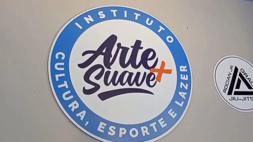 (VÍDEO) Graduação reúne alunos de Jiu-Jitsu e defesa pessoal na Arena Multiuso
