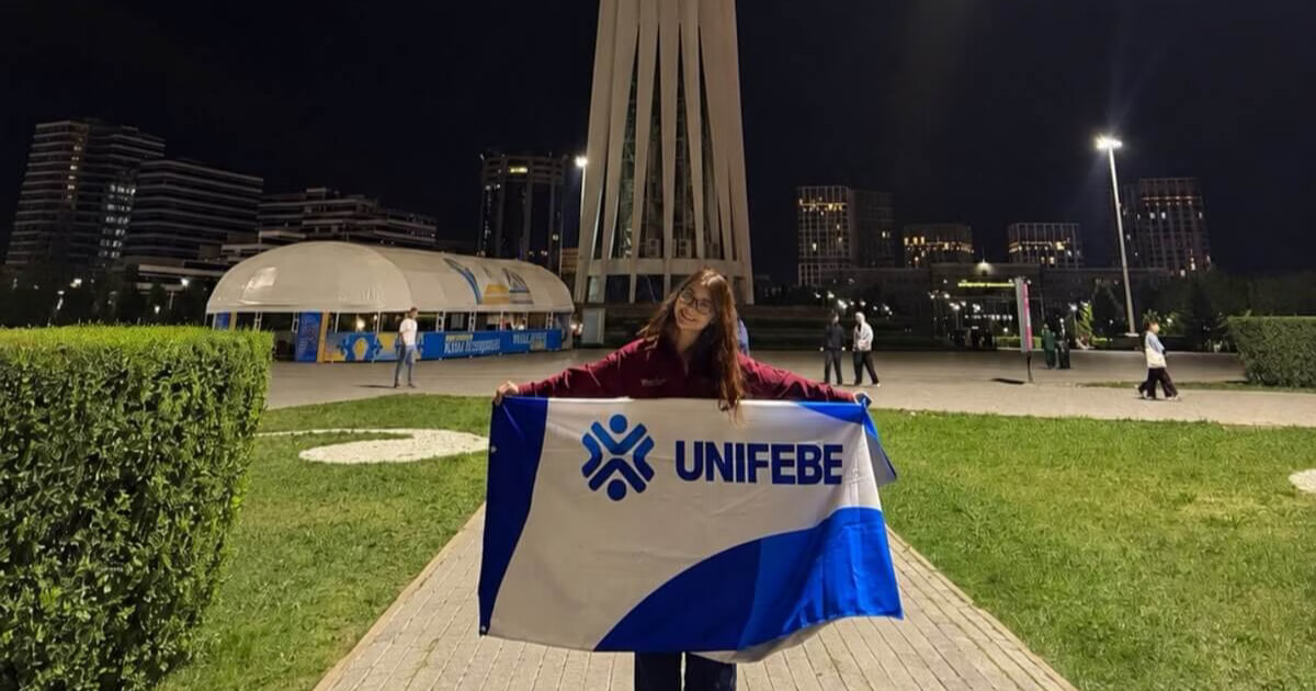 Acadêmica de Medicina representa a Unifebe em encontro internacional no Cazaquistão