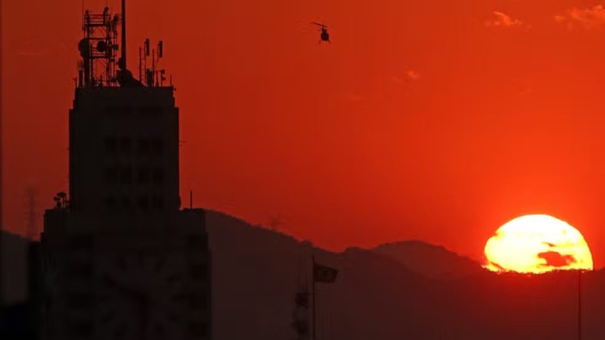 Onda de calor de até 42°C chega neste sábado (15) a quatro regiões; três estados ainda têm alerta para temporais acima de 100 mm