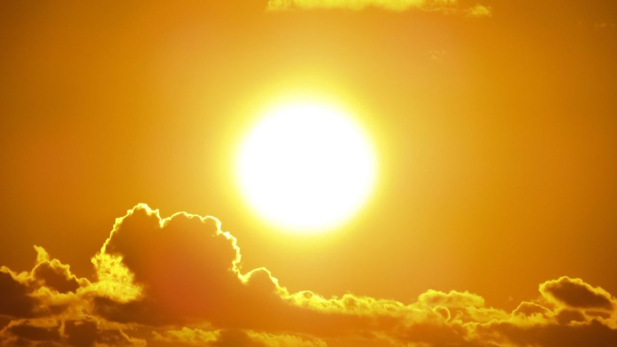 Virada brusca no clima muda cenário de SC em menos de 48 horas e estado troca alertas de deslizamento por calorão de 35°C