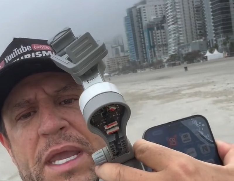 Youtuber é agredido durante transmissão ao vivo na orla de Balneário Camboriú