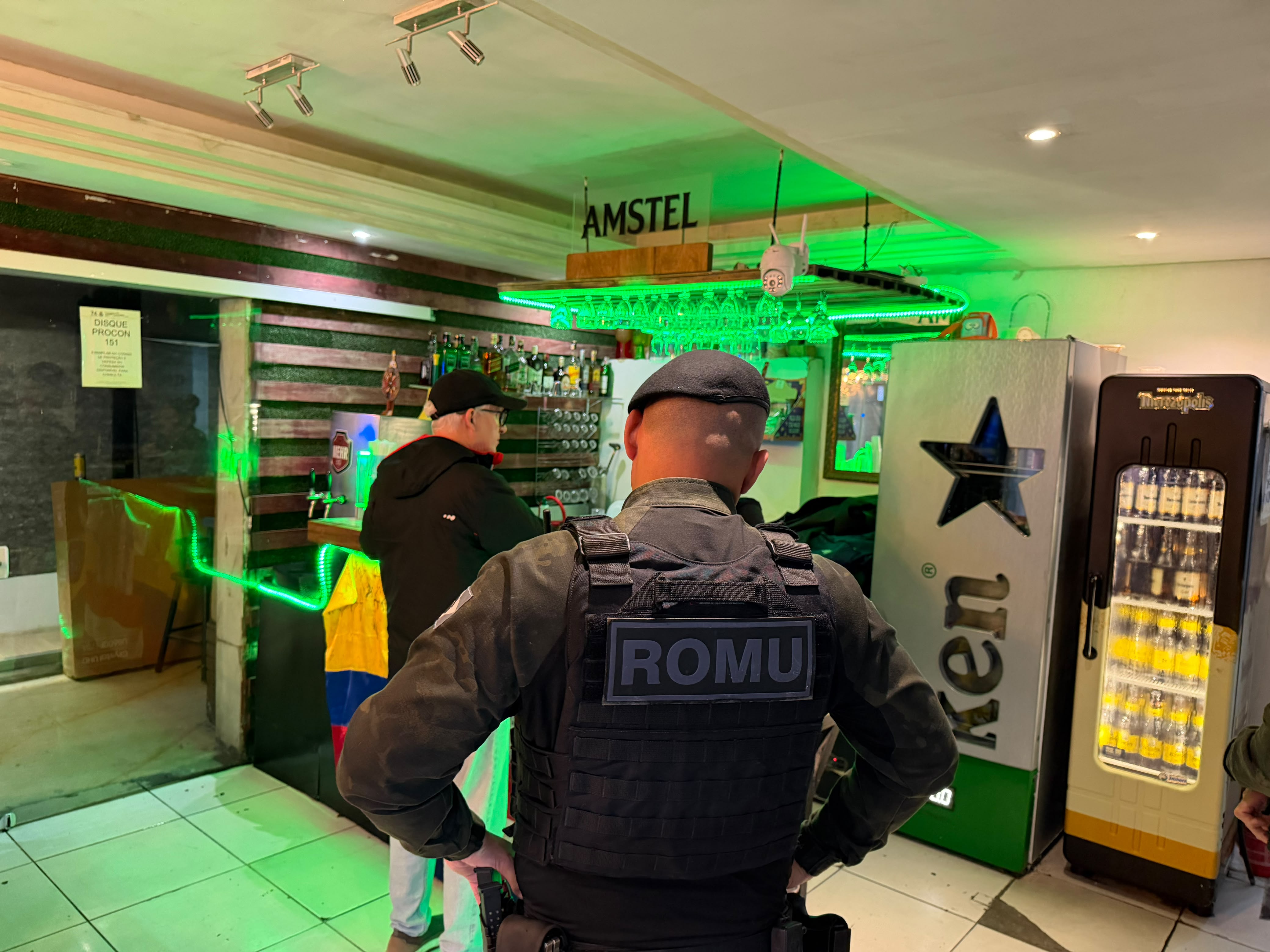 Conveniência na Avenida Central é interditada após ocorrência de perturbação do sossego