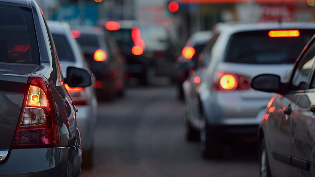 Tornozeleira eletrônica para carros: a nova regra do Contran permite que veículos permaneçam com os donos sob monitoramento