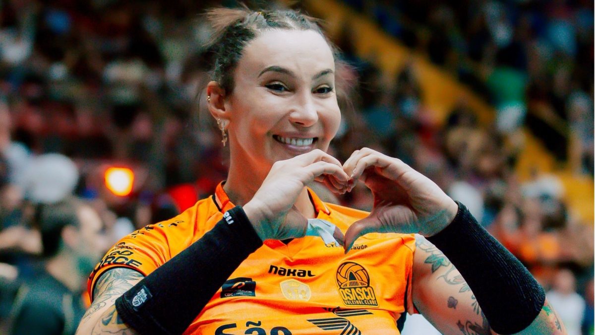 ‘Combater qualquer tipo de preconceito’: Tifanny recebe apoio de Gabi, capitã do Brasil, e ressalta luta contra exclusão