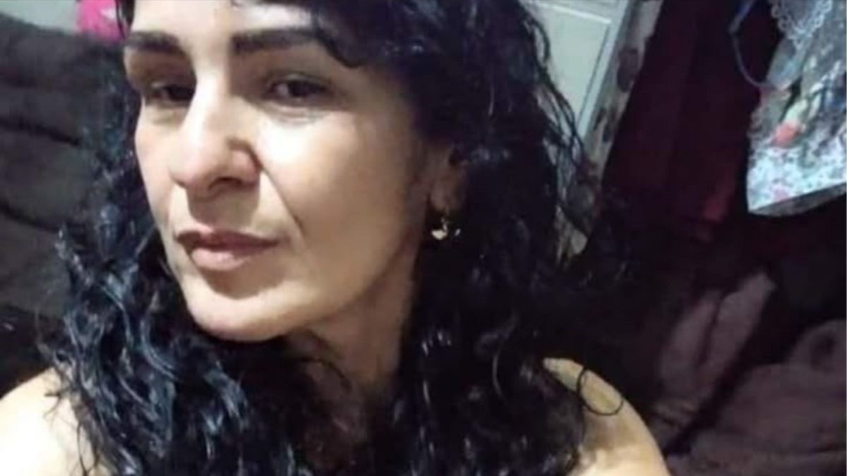 ‘Toda vida com sorriso no rosto’: Identificada mulher que morreu após bater em guincho estacionado em SC