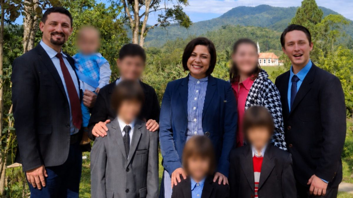 Família é condenada por manter filhos em homeschooling por 13 anos em Blumenau e terá de pagar multa de R$ 65 mil