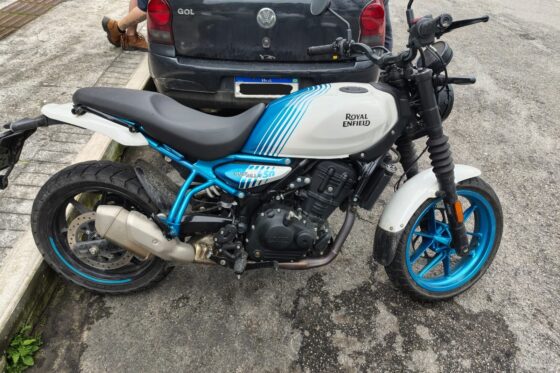 Adolescente é flagrado com chave micha tentando furtar moto e acaba detido por populares em BC