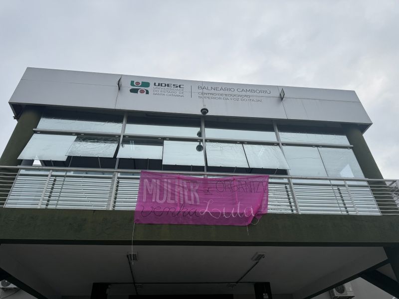 Protesto por "lista das estupráveis" faz Udesc anunciar regra para afastar alunos investigados