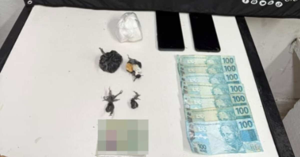 Mulher aciona PM após agressão e marido é preso com cocaína, maconha e crack em Brusque