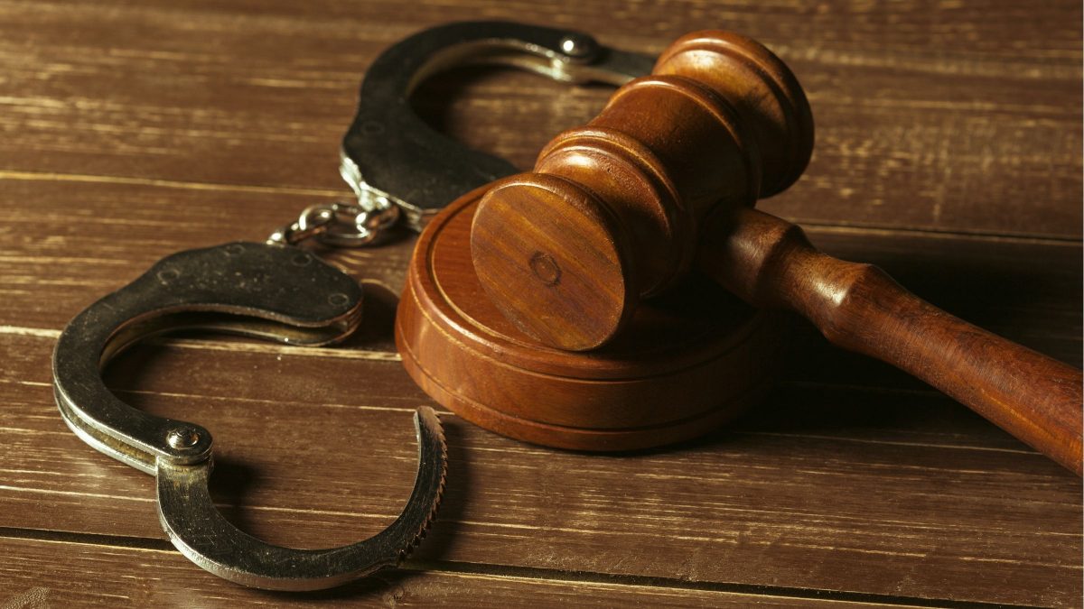 Homem absolvido por ‘legítima defesa da honra’ é condenado a 17 anos por matar suporto amante em SC