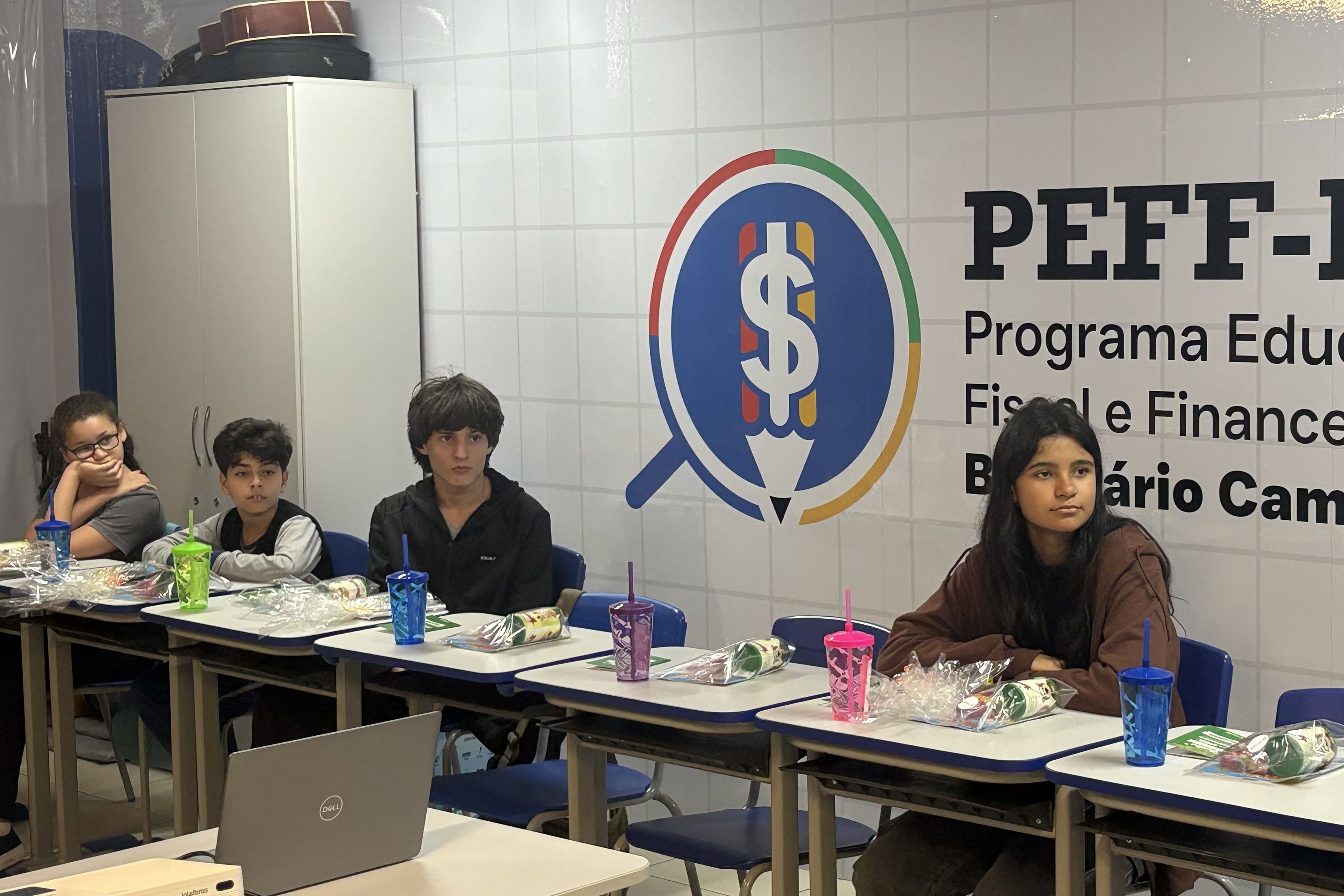 Oficinas de Educação Fiscal, Financeira e Empreendedora do CEAC atendem estudantes até 17 anos