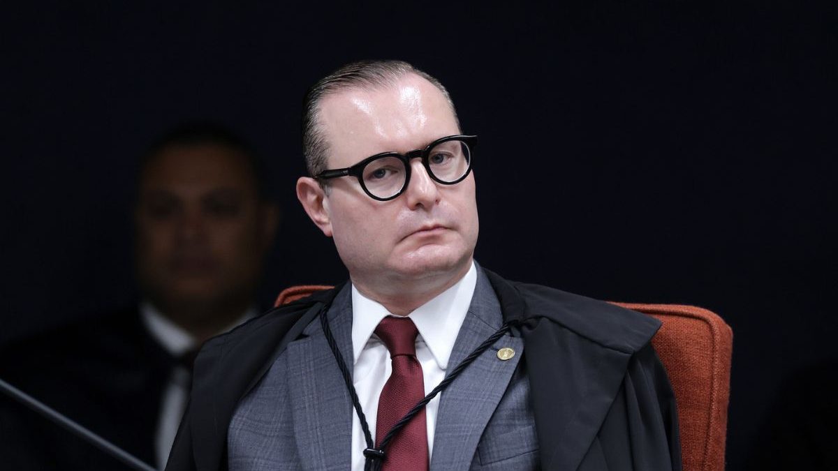 Cristiano Zanin barra recurso de ex-deputado do PT para voltar ao Congresso e valida ato da Câmara