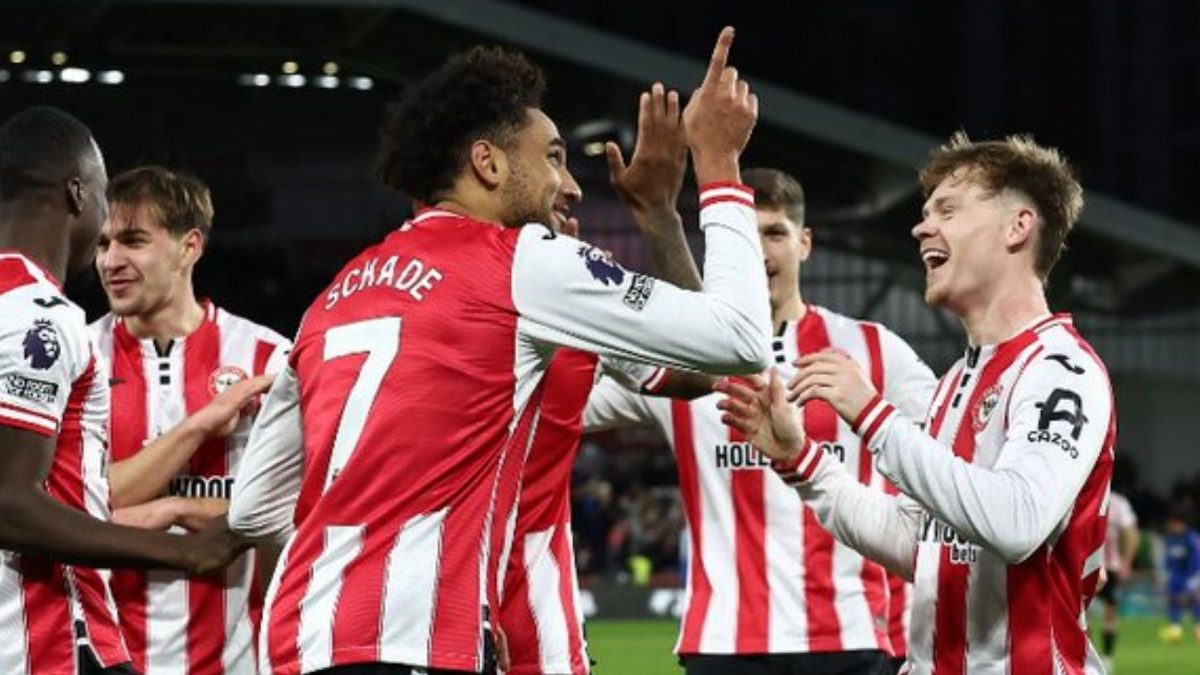 Dupla da Premier League defende nigeriano em briga e acusado de cometer racismo fica com olho roxo