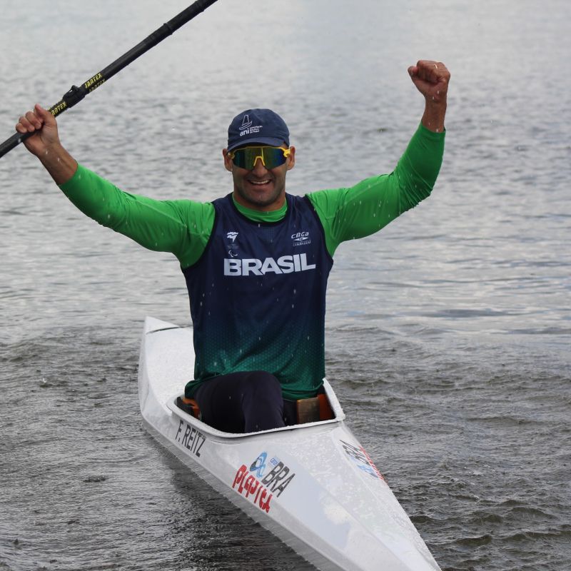 Paratleta de Itajaí embarca para o Mundial de paracanoagem na Polônia