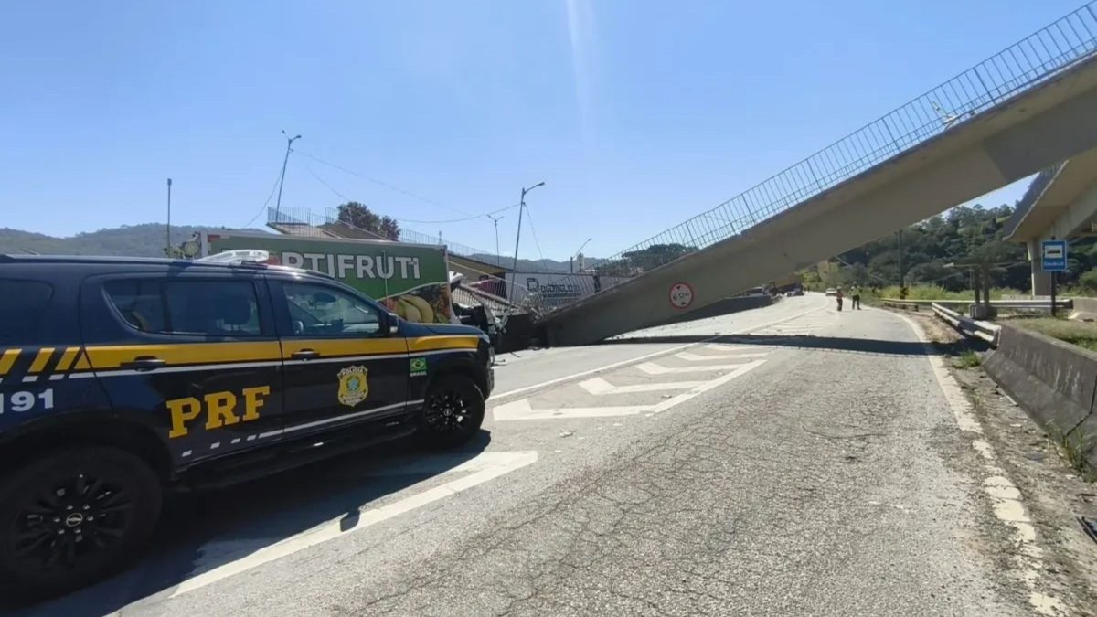 Motorista que derrubou passarela na Fernão Dias é preso em SP; mãe e filho morreram