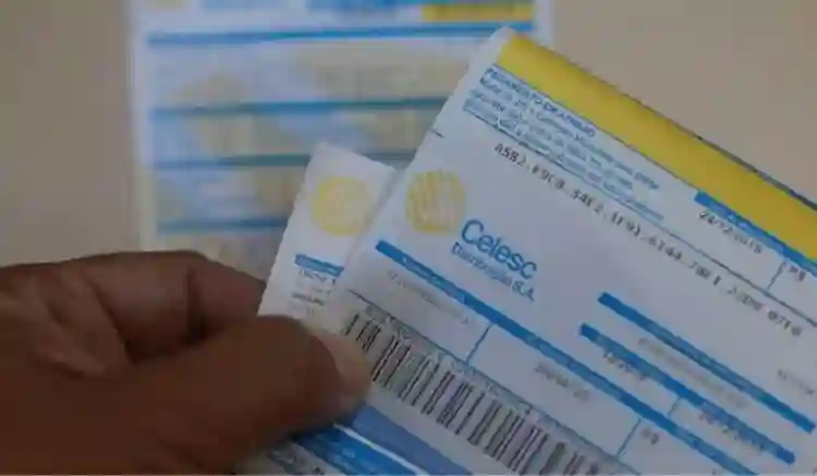 Conta de luz da Celesc terá aumento médio de 10,82% em SC a partir de sábado