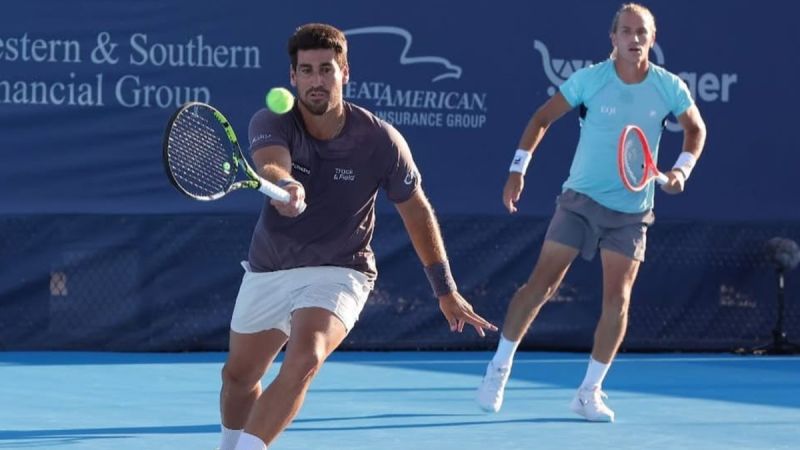 Tenistas de Itajaí avançam para as quartas de mais um Masters 1000