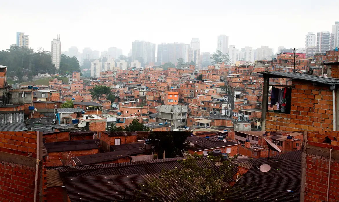 Grupo de bispos católicos lança carta contra 'conservadorismo autoritário' que 'alimenta ódio'
