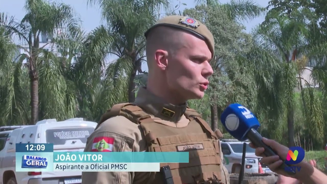 Blumenau: policiais militares participam de treinamento com viaturas 4×4