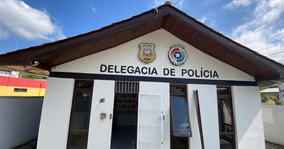 Família registra ocorrência após criança relatar agressão por motorista escolar de Botuverá