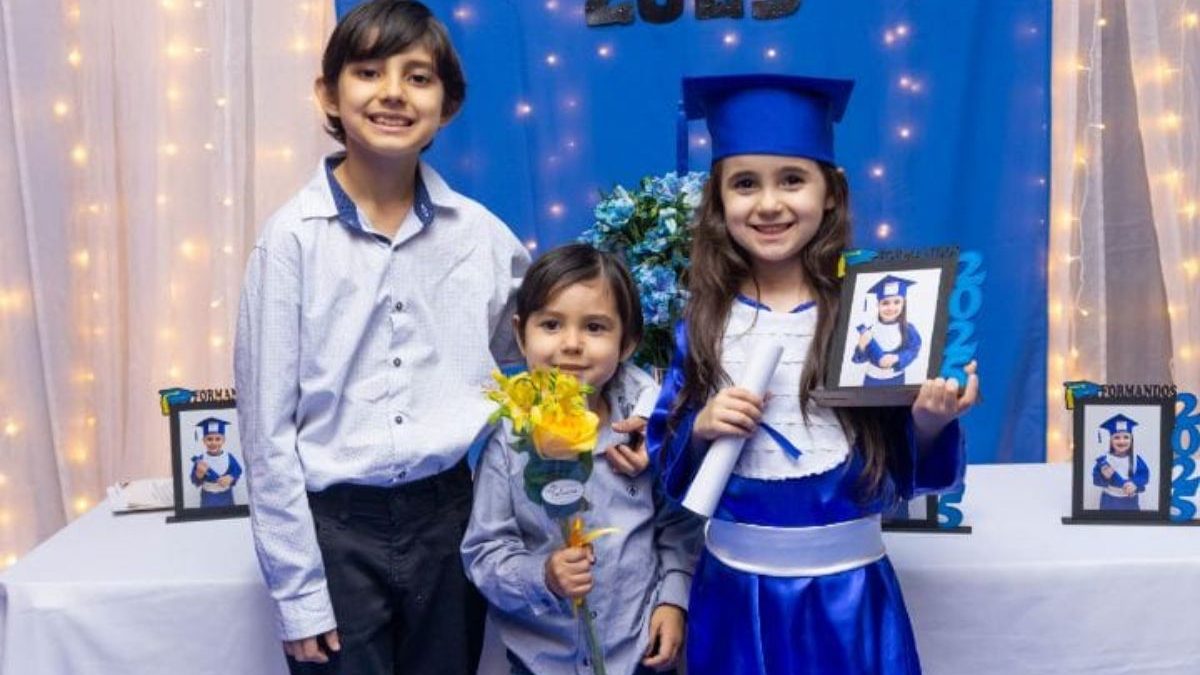 Minigênios de SC: Pitágoras, Pitásigma e Pisócrates, irmãos de 4, 6 e 9 anos, impressionam por talentos e ganham reconhecimento internacional