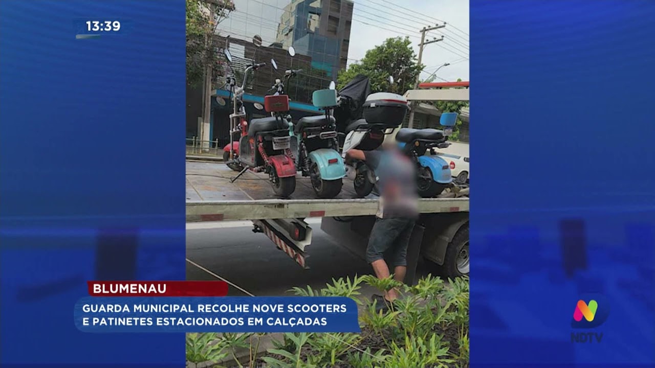 Blumenau: Guarda Municipal recolhe nove scooters e patinetes estacionados em calçadas