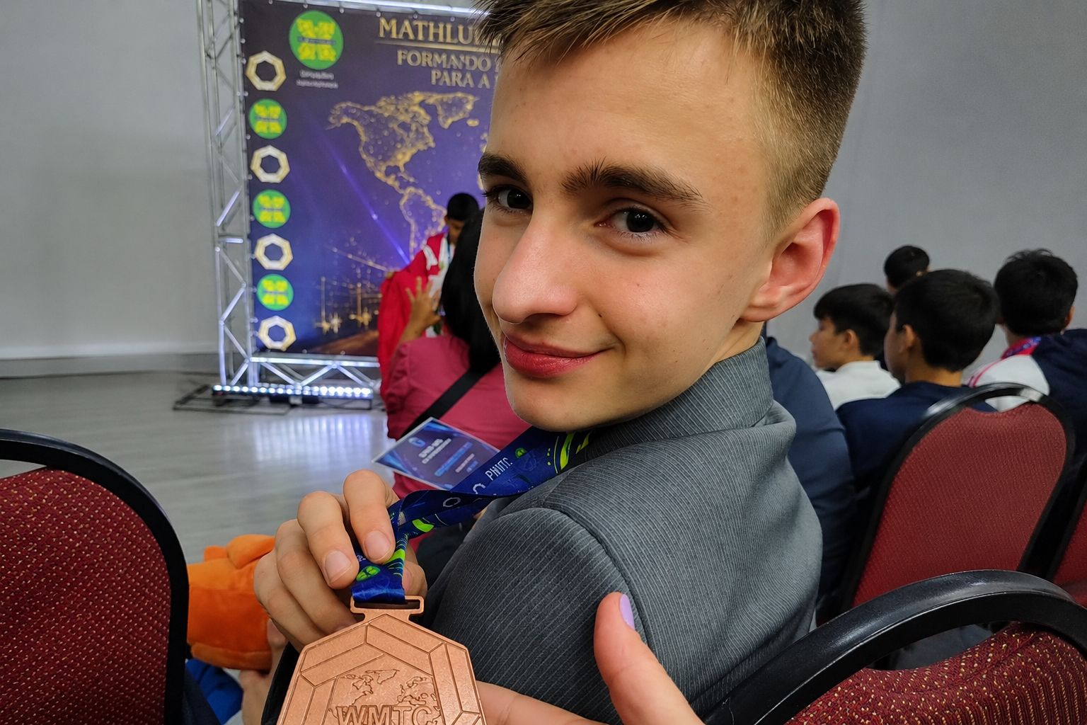 Campeão do ‘Pequenos Gênios’, Nicolas Hafner conquista vaga para mundial de matemática na Tailândia