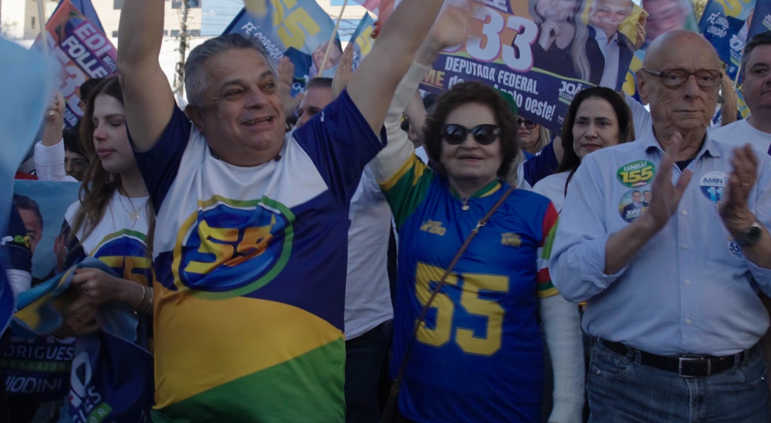 Com caminhada em Chapecó, João Rodrigues reúne milhares de pessoas no lançamento de sua candidatura
