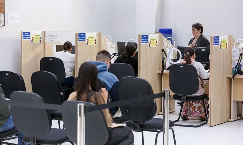 Balcão da Cidadania bate recorde de atendimentos em 2026