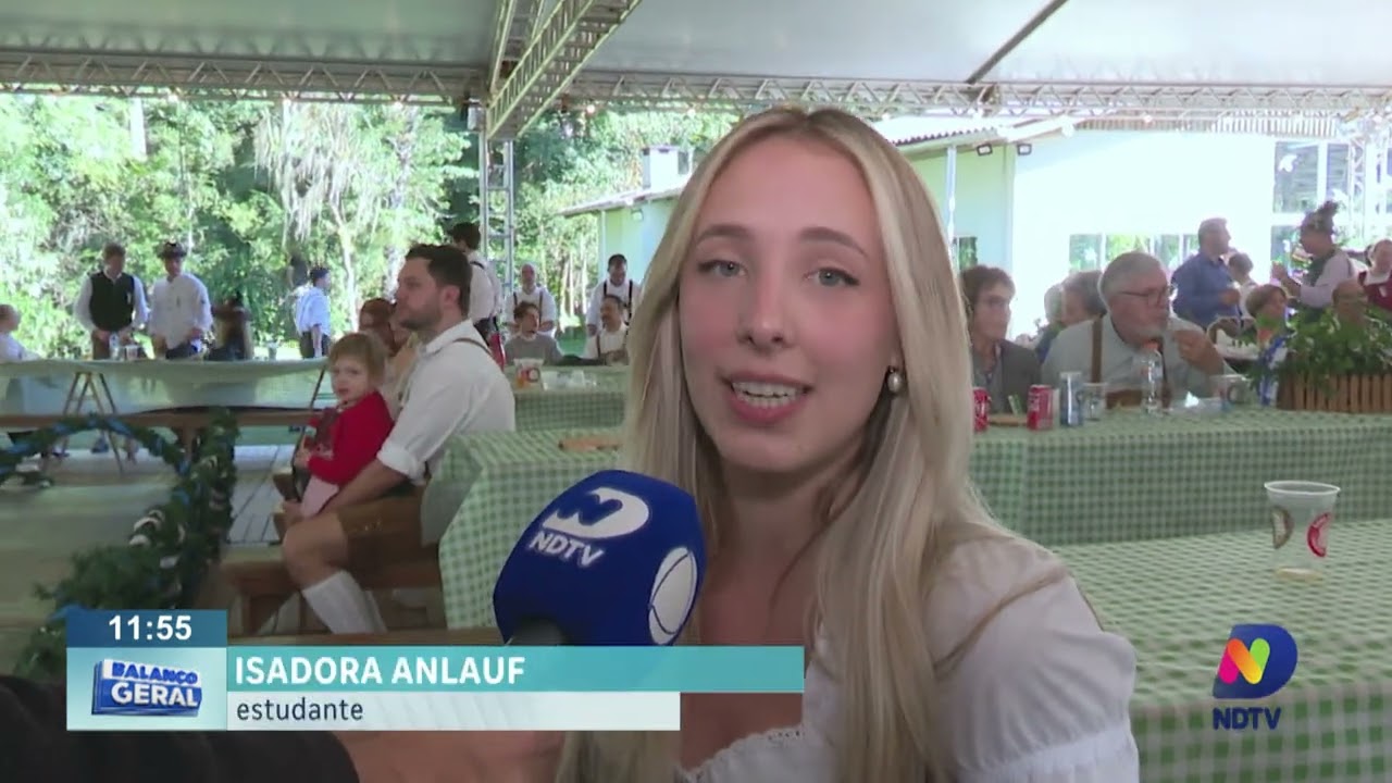 5° Preisplatteln: Schuhplattler reúne grupos e mantém tradição bávara viva em Blumenau
