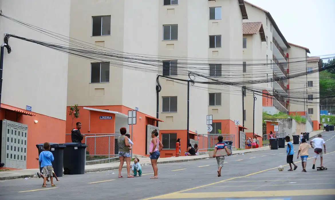 Balneário Camboriú estudará alternativas para moradias acessíveis pelo Minha Casa Minha Vida