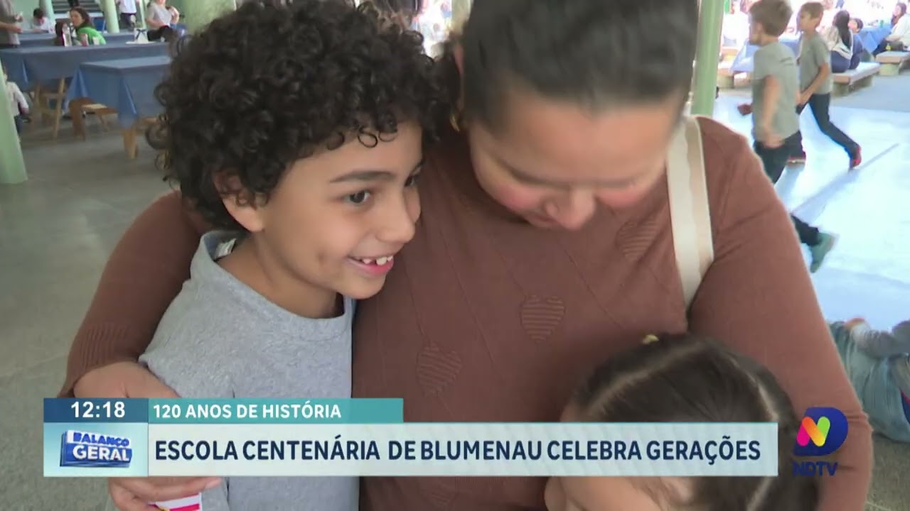 120 anos de história: escola centenária de Blumenau celebra gerações
