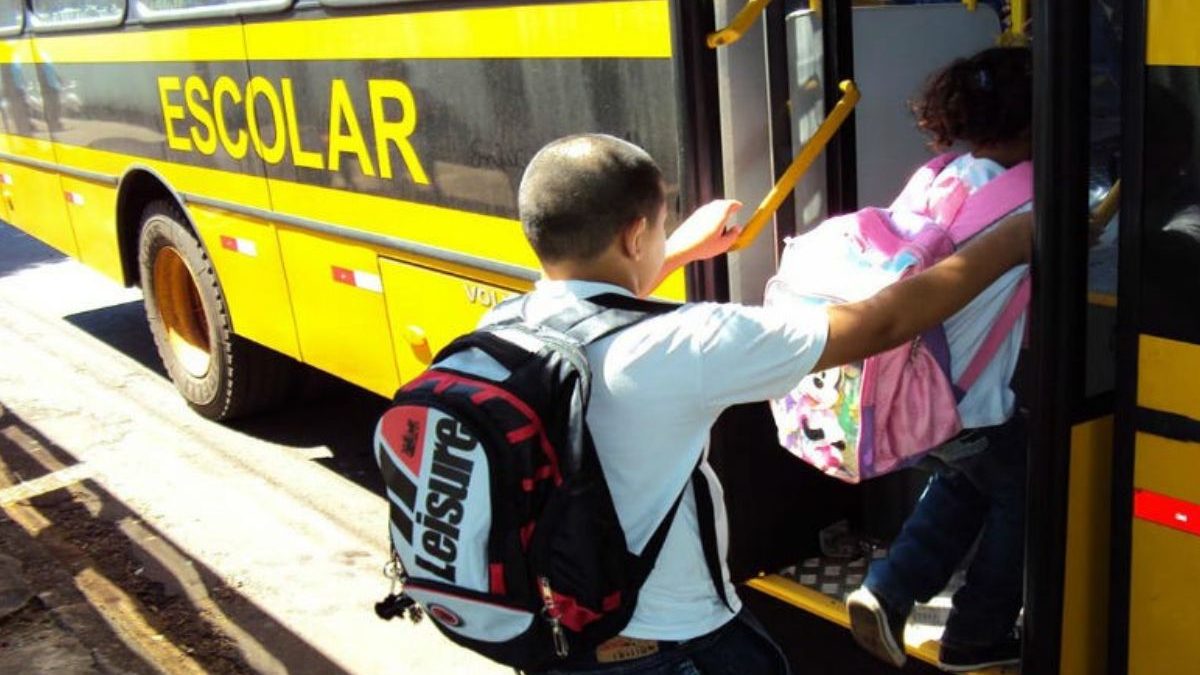 Ônibus escolares terão câmeras para aumentar segurança de estudantes em município de SC