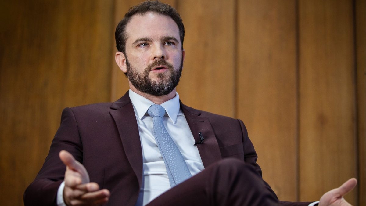 Governo projeta novo salário mínimo para 2027 acima de 7% com ganho real sobre a inflação; confira qual será o valor
