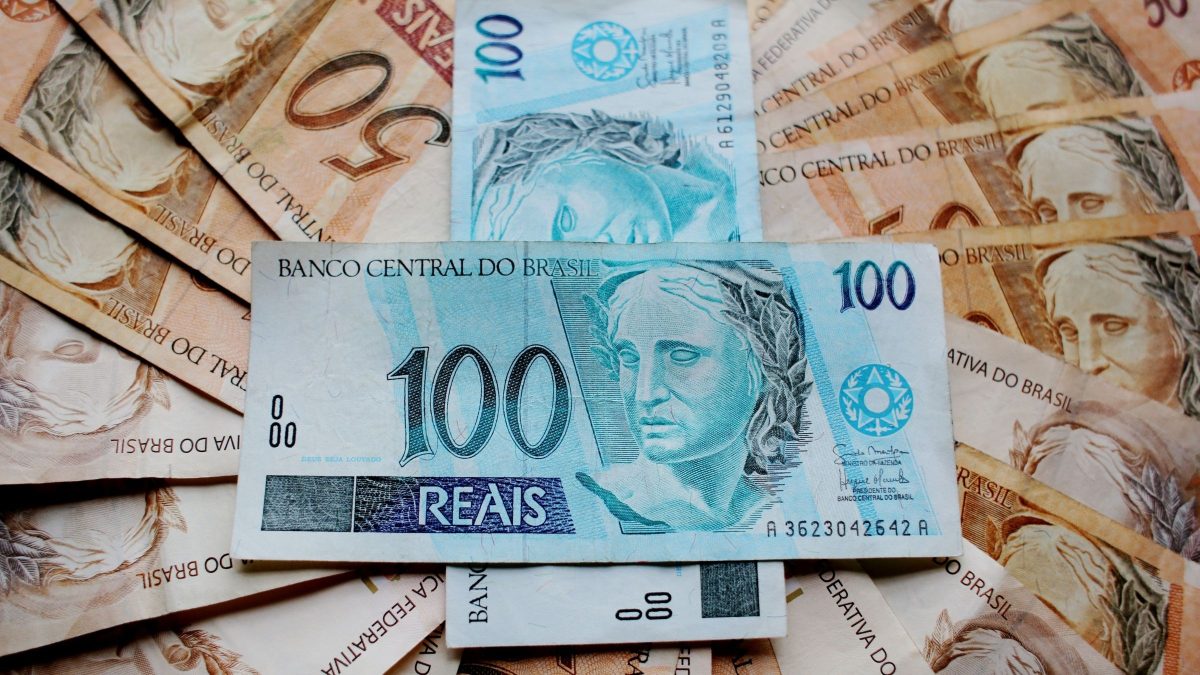 Quem recebe primeiro? INSS começa a pagar benefícios de agosto nesta terça-feira (25); veja o calendário completo