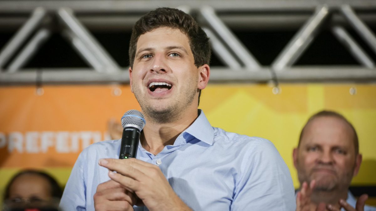 João Campos é de esquerda, direita ou centro? O posicionamento do candidato ao governo de PE