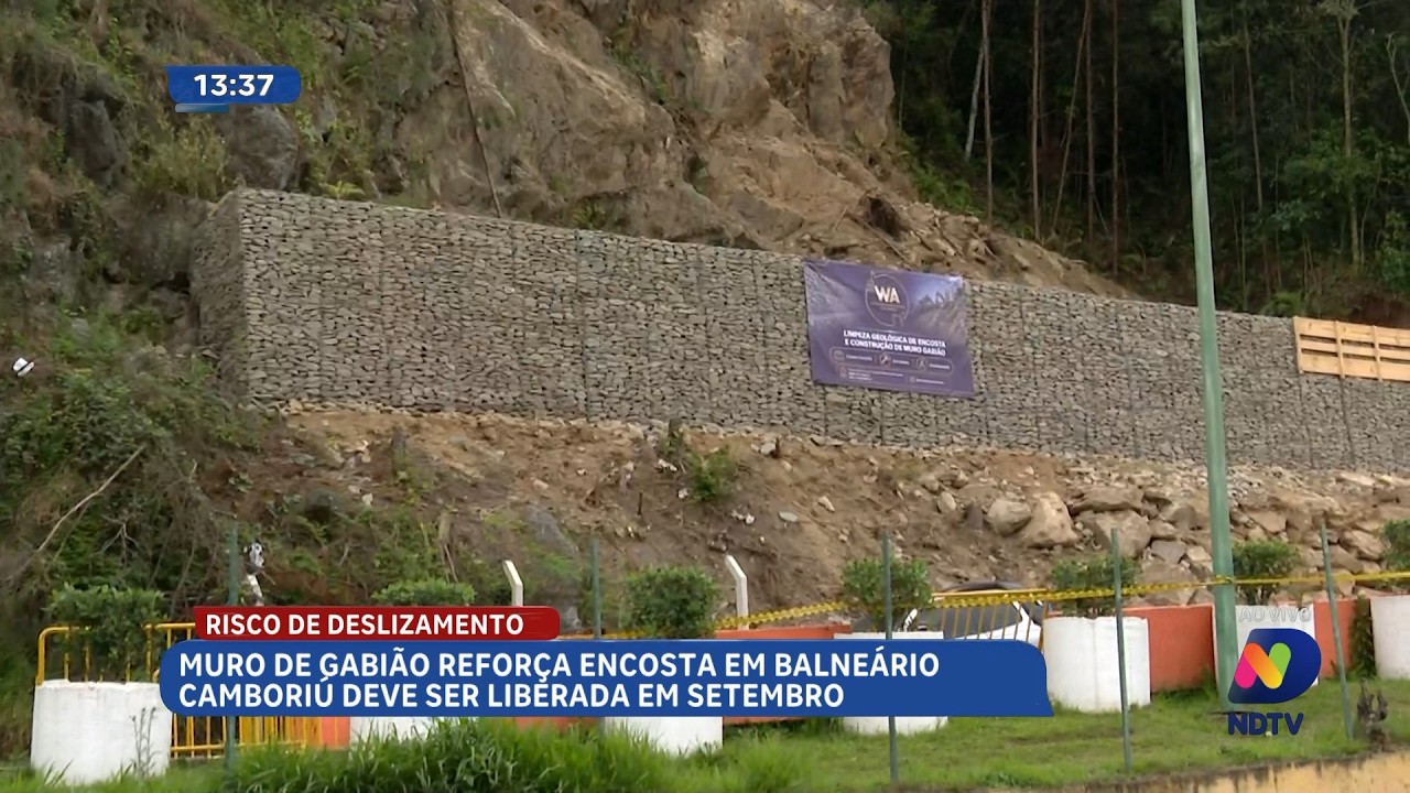 Balneário Camboriú reforça encosta com muro de gabião contra deslizamentos