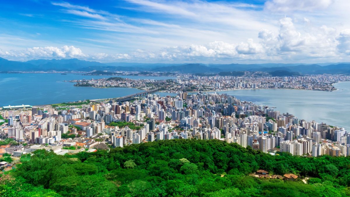 Santa Catarina renova quase metade dos deputados a cada eleição