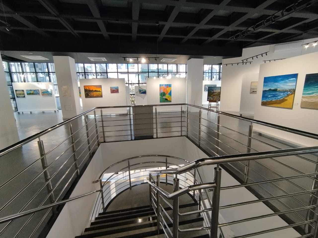 Último dia para visitar exposição “Olhares sobre BC” na Galeria de Arte é sexta-feira
