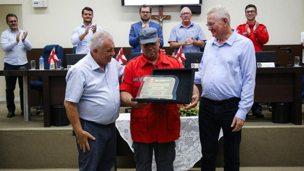 Quem é o ex-comandante dos bombeiros que atuou em Brumadinho e vai liderar segurança escolar em cidade premiada pela melhor educação do Brasil