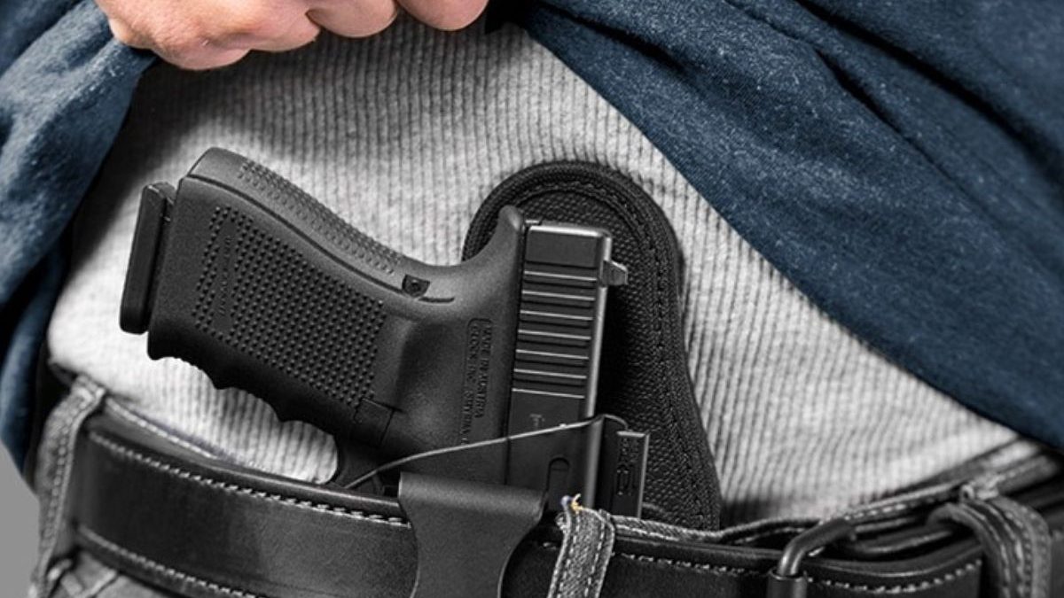Câmara aprova porte de arma para mais de 10 profissões; proposta inclui empresários, viligantes, advogados e MEIs