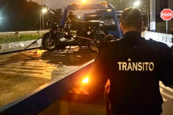 Condutores de autopropelidos fogem dos agentes e um só é abordado após ficar sem bateria
