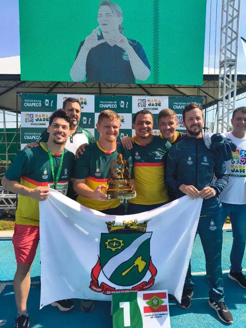 Brusque conquista 3º lugar geral no PARAJASC 2026 na categoria D.A.