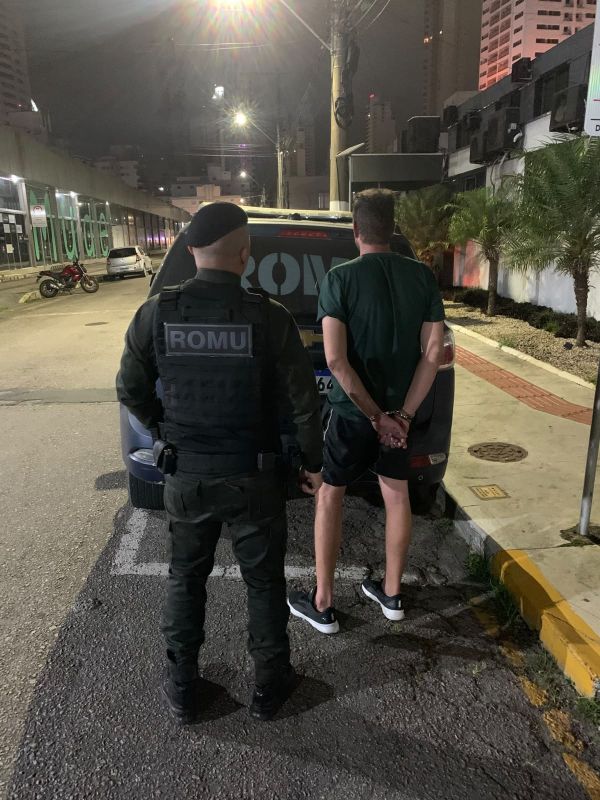 Botão de emergência salva mulher em BC