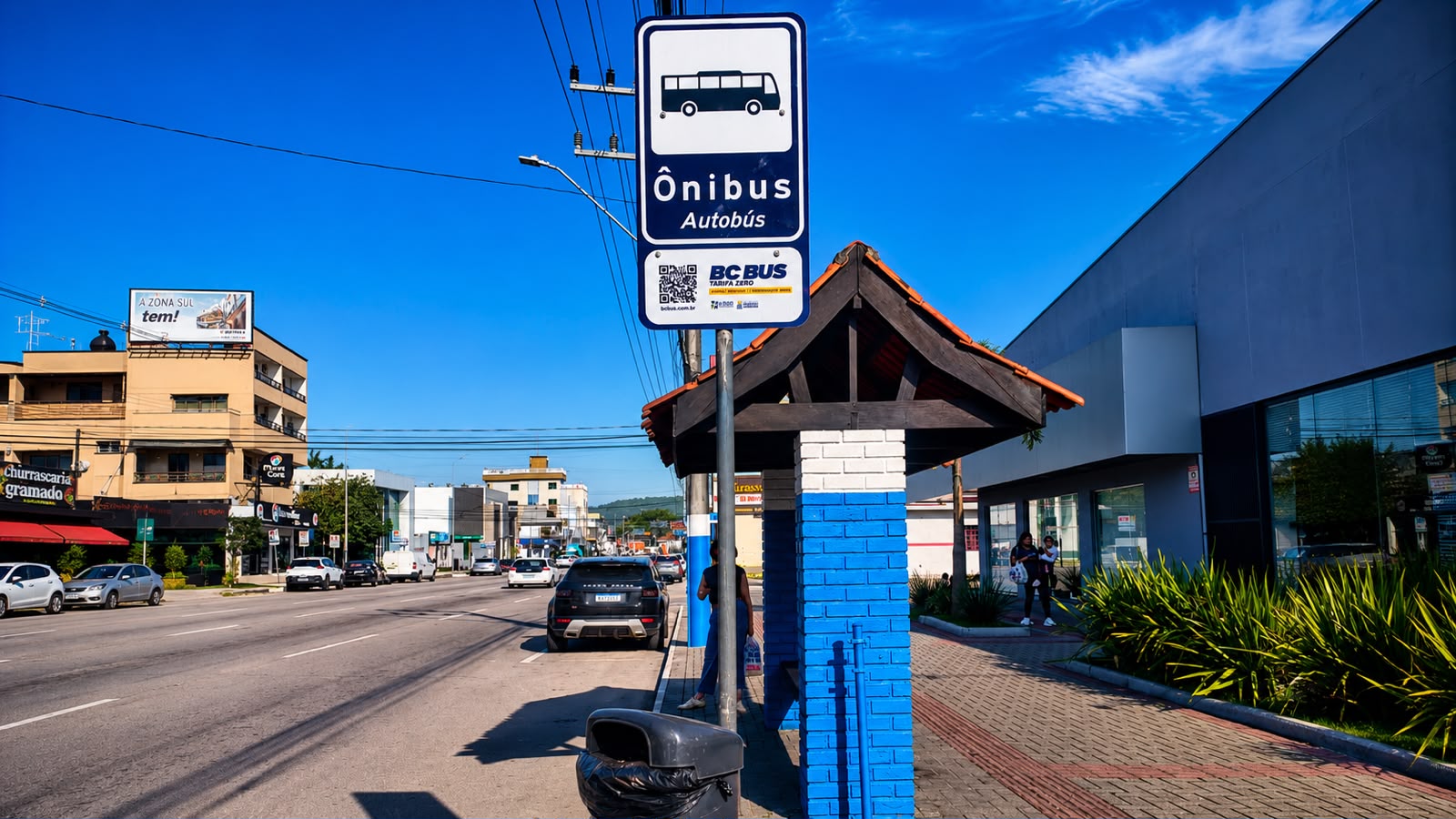 BC Trânsito reforça sinalização do transporte coletivo em Balneário Camboriú