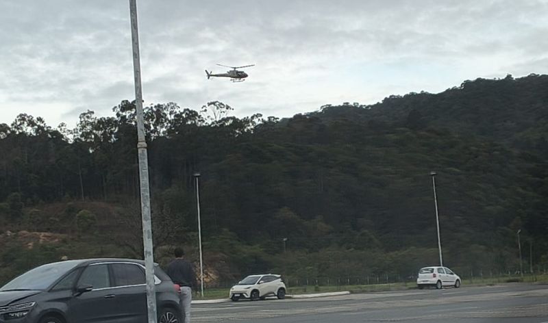 Operação no Matadouro apreende drogas, arma e prende três suspeitos
